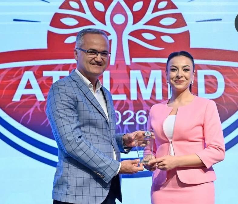 ADEM TOLUNAY ANADOLU LİSESİ MEZUNLARI DERNEĞİ